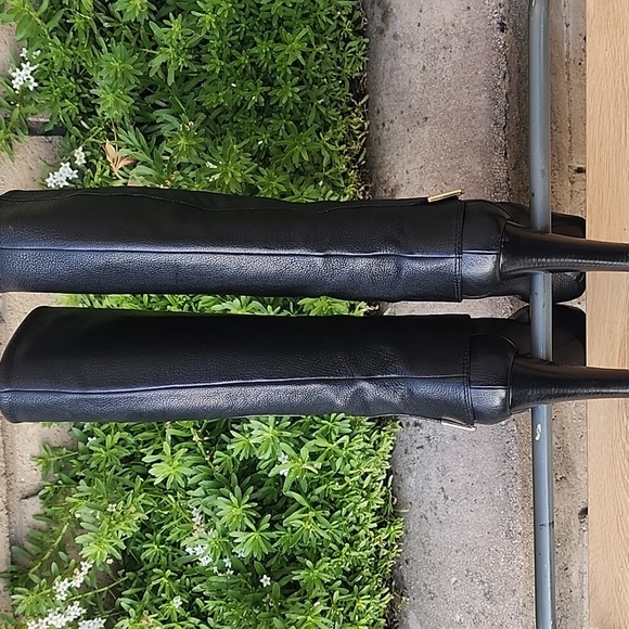 Louis Vuitton Knee High Black Boots High Heels size US size  6.5 / EU 37.5 - Picture 10 of 14